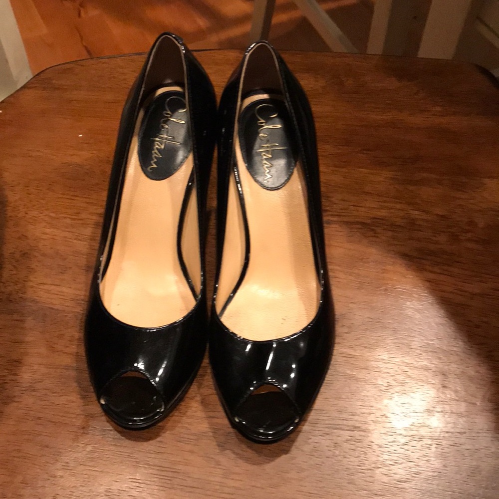 Cole Haan heelS!!